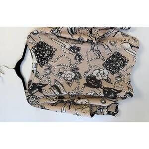 NEW BRAND BAZAR women's long sleeve printed top in beige